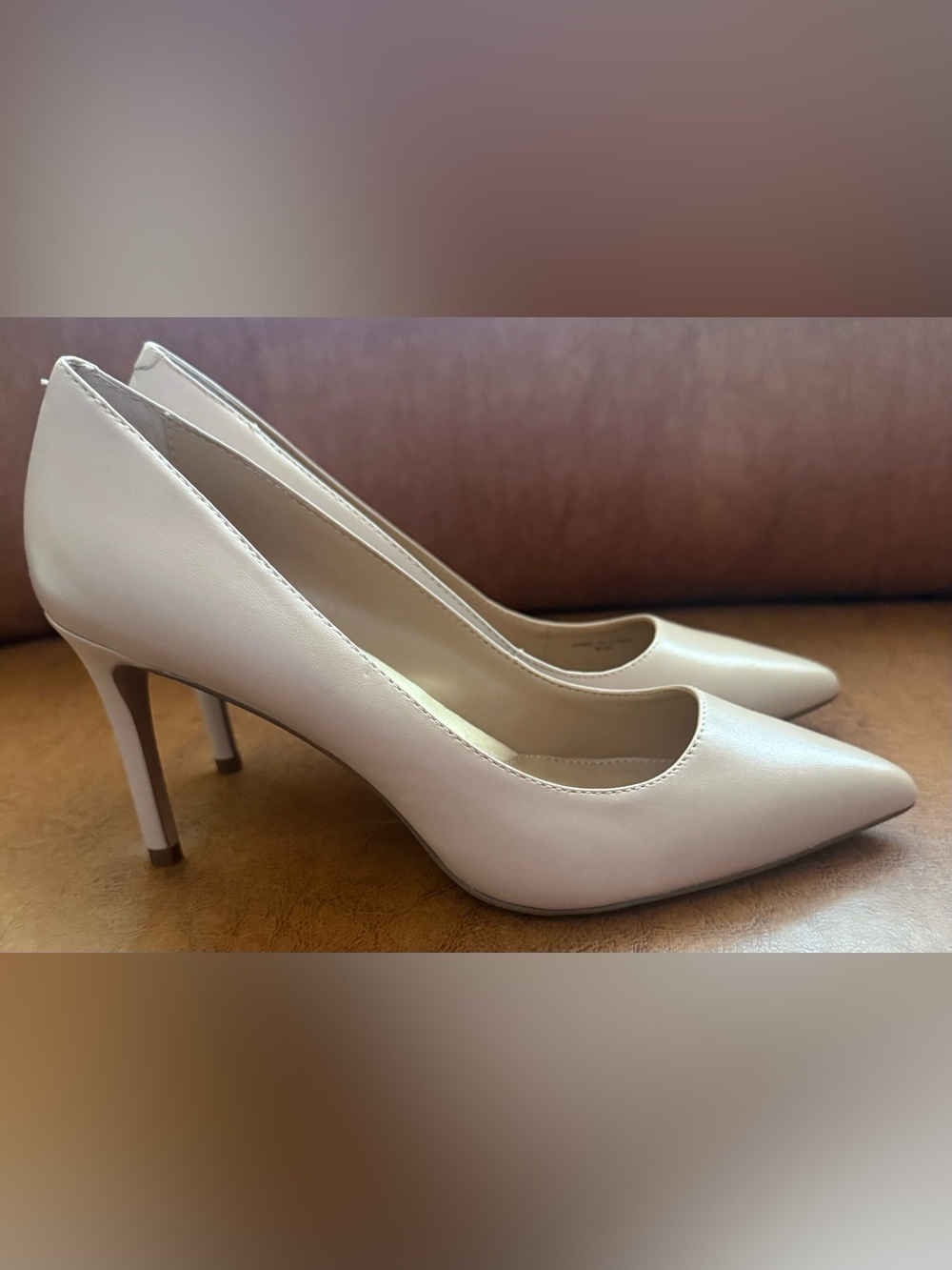 Banana Republic Delphine Nude Pointed Toe Stiletto Pumps Heels 8.5M - Picture 6 of 10